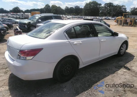 2010 Honda Accord 2.4 Lx z USA, uszkodzony, nr VIN 1HGCP2F37AA077256
